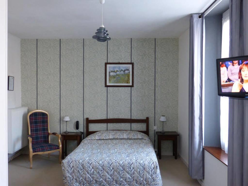 Hotel Restaurant "Le Relais" Courtenay  Dış mekan fotoğraf