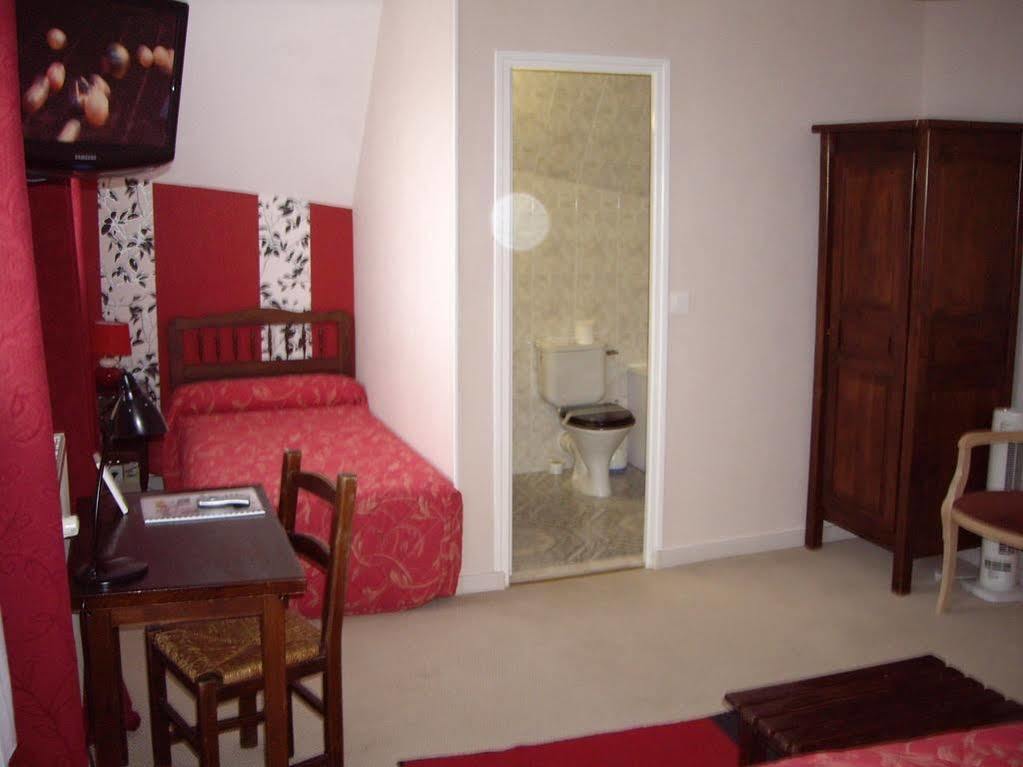 Hotel Restaurant "Le Relais" Courtenay  Dış mekan fotoğraf